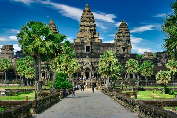 Comment organiser une visite des temples anciens d'Angkor au Cambodge à petit budget?